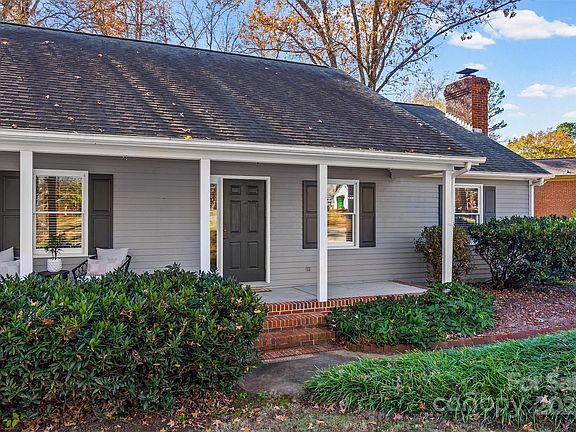 3rd image of 6515 Carmel Hills Dr