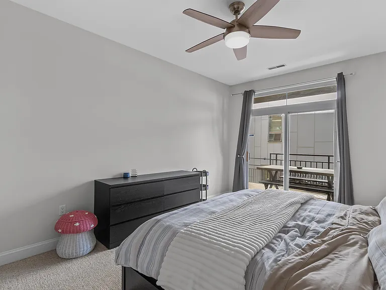 1905 N Water St #102 — Photo 19