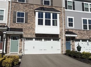 213 Cranesbill Dr, Mars, PA 16046