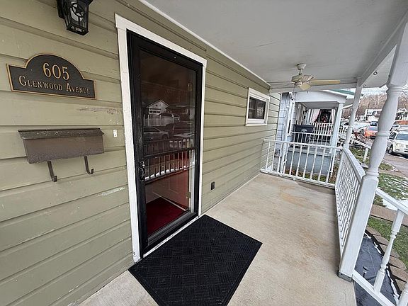 5th image of 605 Glenwood Ave