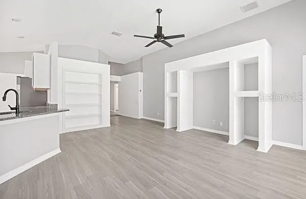 3 bed, 2.0 bath, 1525 sqft, $2,700 — Photo 3