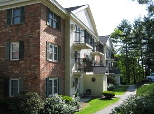 7 Saint James Pl, Nashua, NH 03062