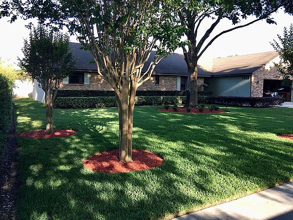 2nd image of 1909 Lake Margaret Dr
