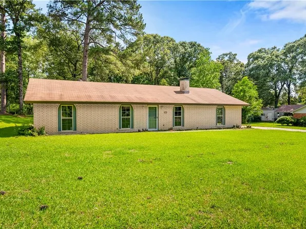 133 Moss Ridge Dr, Pineville, LA 71360