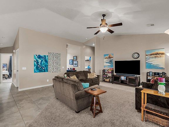 5th image of 805 S Dixie Dr Unit 57