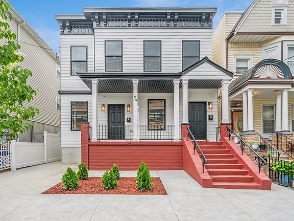 4th image of 94 Astor Pl #1