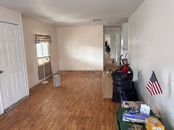 3rd image of 9395 Harritt Rd Space 273