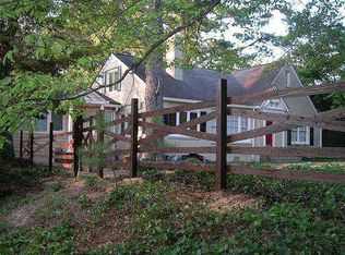 2385 Defoors Ferry Rd NW, Atlanta, GA 30318