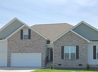 428 Long Creek Dr, Christiana, TN 37037