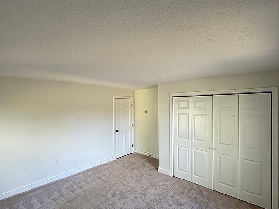 5th image of 46 Fisher St Floor 2