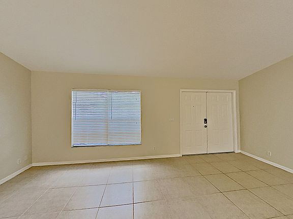 4th image of 457 SW Lacroix Ave
