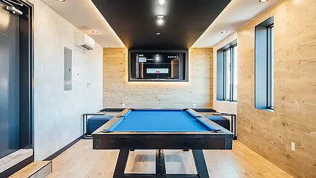 Rented by Reside New York