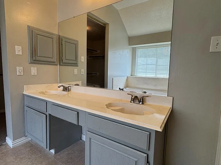 24315 Tucker House Ln — Photo 11