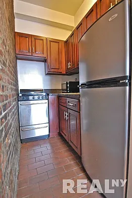 Rented by REAL New York | media 12