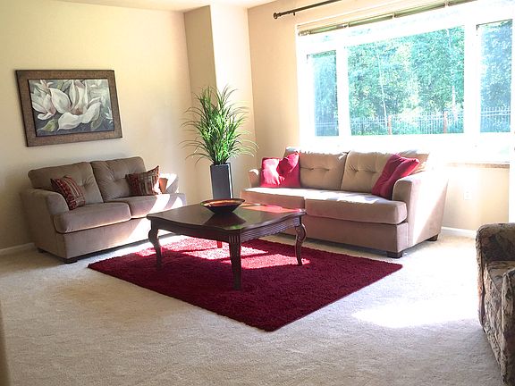 4th image of 4415 Condor Ct APT 106
