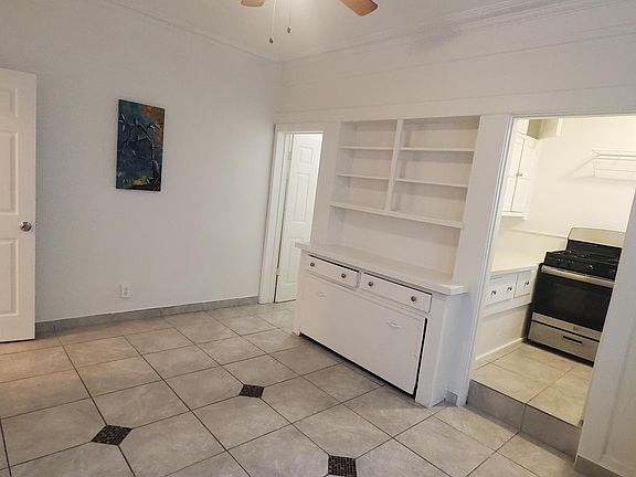 5th image of 16 Thornton Ave #200