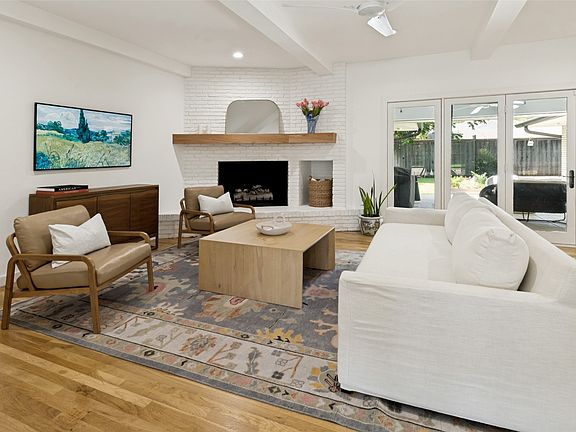 5th image of 7212 Glendora Ave