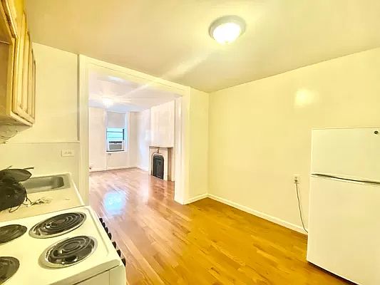 3rd image of 51 W 8th St APT 12