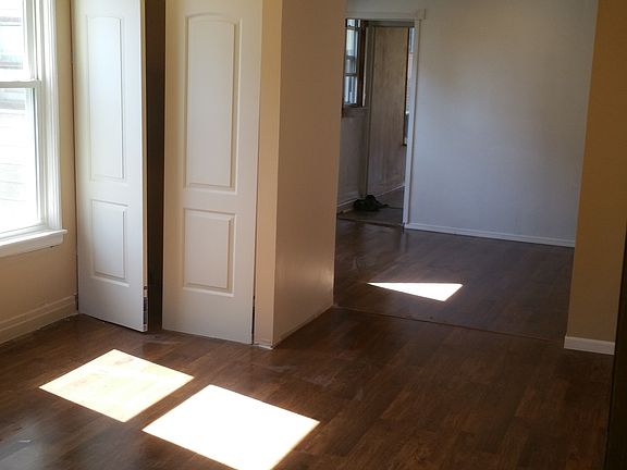 4th image of 3617 S Winchester Ave