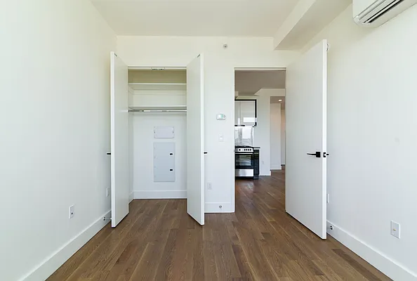 Rented by Nooklyn NYC LLC | media 42