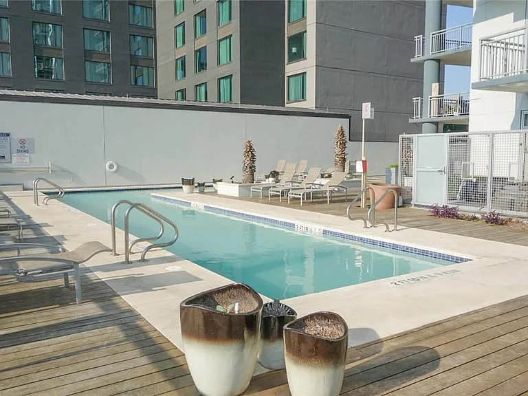 603 Davis St #1409 — Photo 31