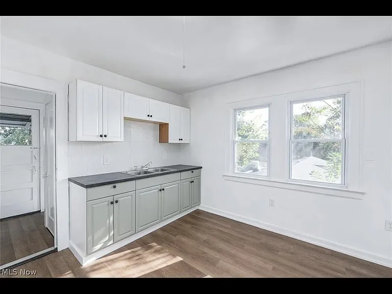 9420 Denison Ave #2 — Photo 10