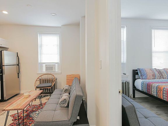 4th image of 143 S South Carolina Ave APT A3