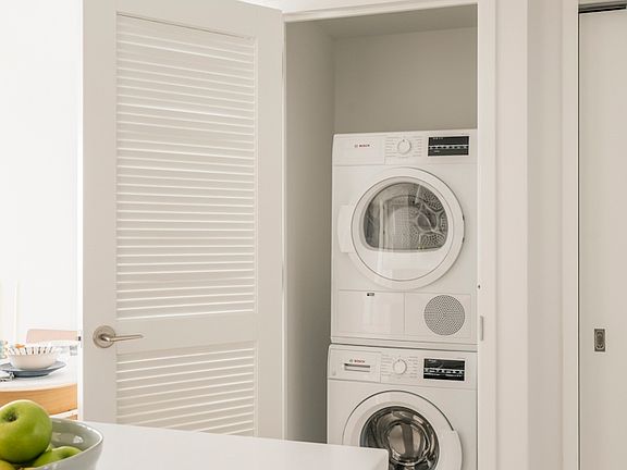 5th image of 350 Clarkson Ave APT 609