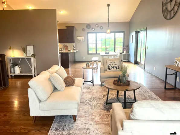 7630 W Gerlach Dr, Lincoln, NE 68532