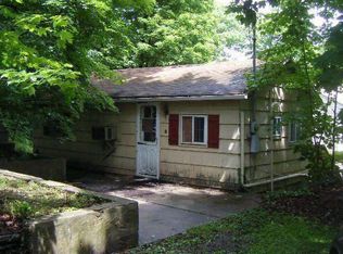 8 Audubon Rd, West Milford, NJ 07421