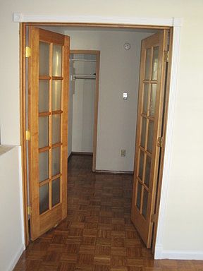 5th image of 1474 Neil Ave APT S