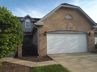 319 Collin Cir, Bloomingdale, IL 60108