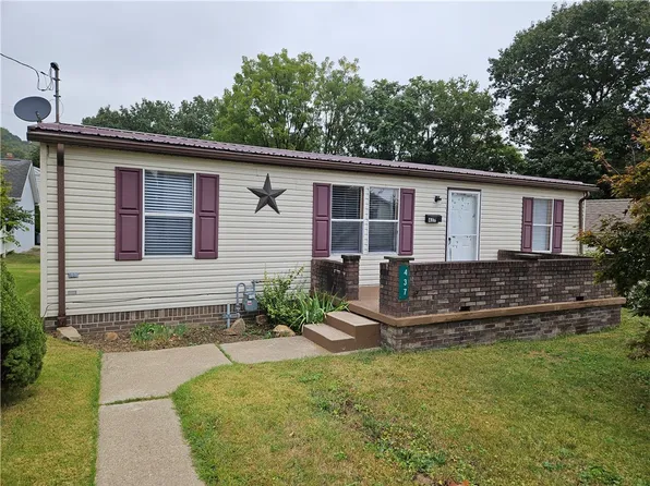 437 Lincoln Ave, Leechburg, PA 15656