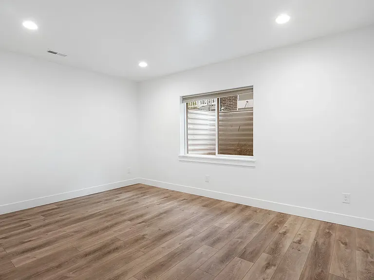 1826 W River Birch Rd — Photo 30