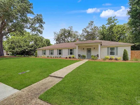 4616 Baywoods Dr, Pensacola, FL 32504