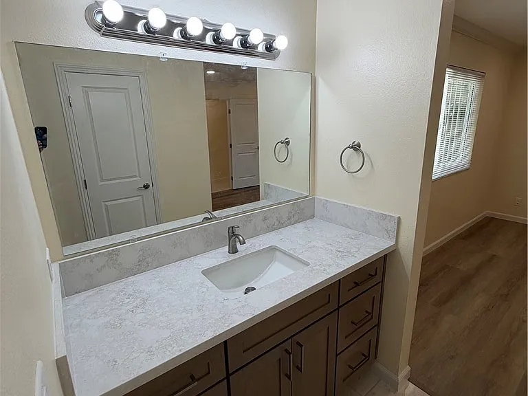 11510 Bertha St — Photo 13