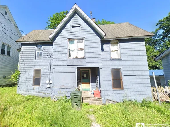 9 Eagle St, Jamestown, NY 14701