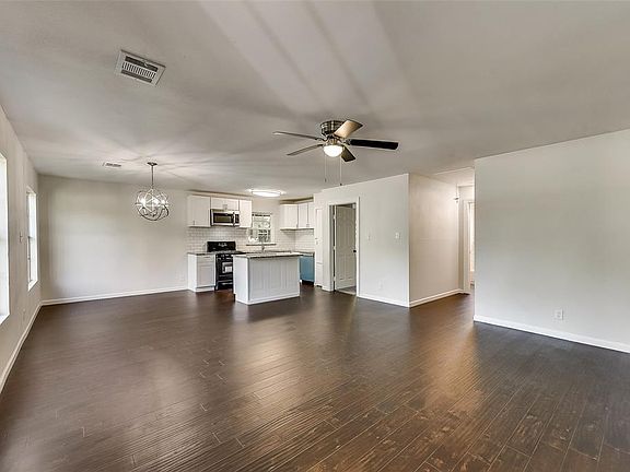5th image of 6353 Hollis Ave