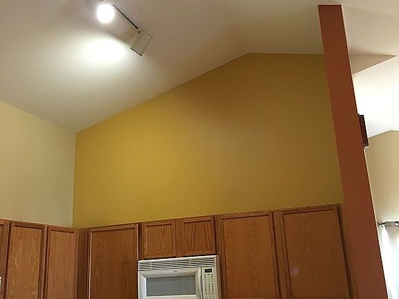 4th image of 923 Silverstone Dr