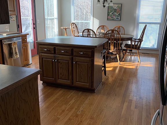 5th image of 6462 NW Valley Dr
