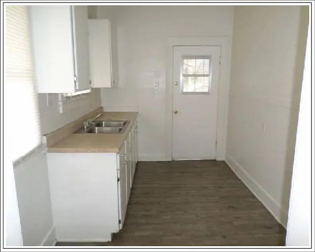 129 E G St #4