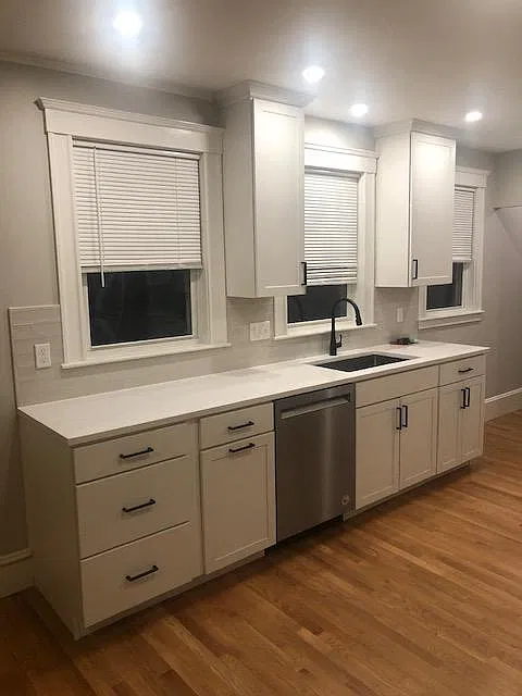 2 bed, 900 sqft, $2,600 — Photo 3