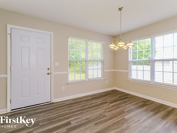 5th image of 1716 Northside Dr