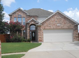 1033 Shortleaf Pine Dr, Arlington, TX 76012