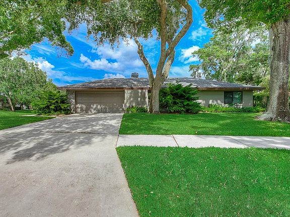 5th image of 4214 Carrollwood Village Dr