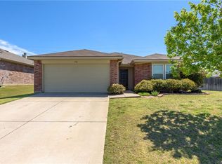310 Cheyenne Trl, Krum, TX 76249