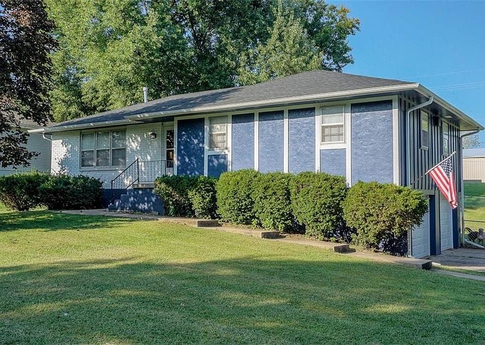 1st image of 3116 N 84th Pl