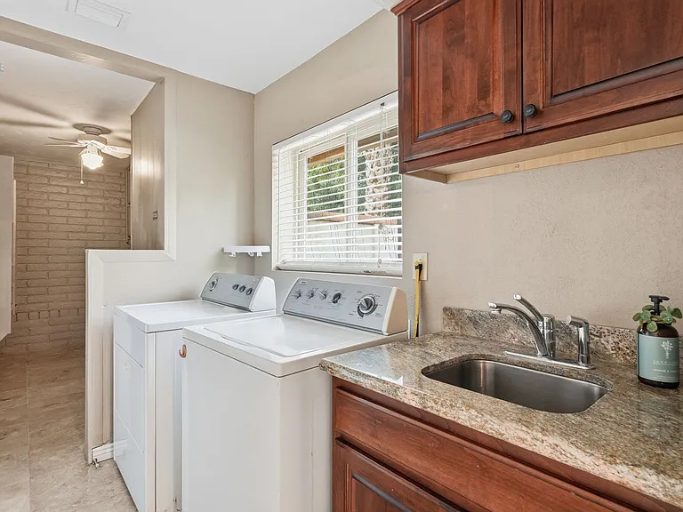 8125 E Lippizan Trl — Photo 38