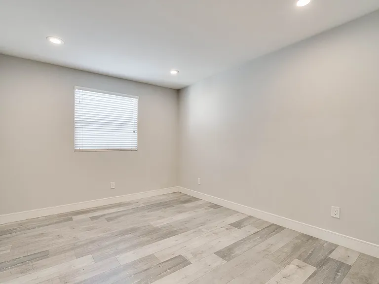 1848 1/2 Federal Ave #1848-1/2 — Photo 16