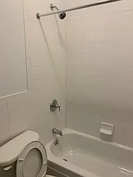Rented by Dekom Inc.